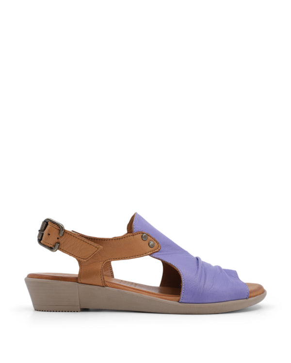 Bueno Aliah Flat Sandals