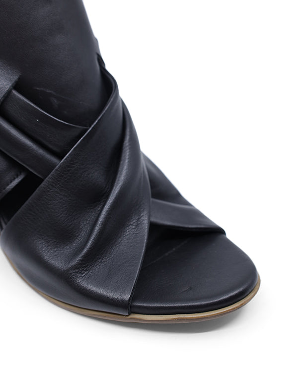Bueno Uba High Heel