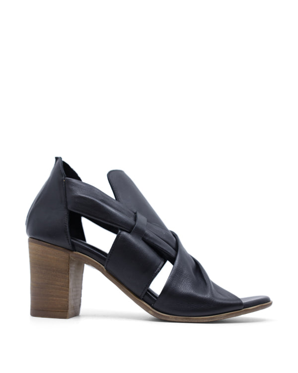 Bueno Uba High Heel