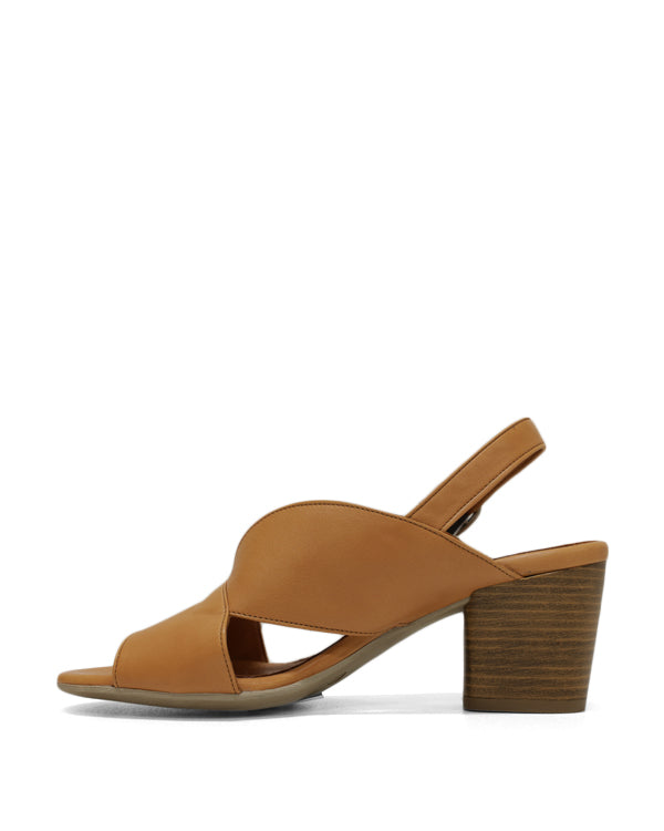 Bueno Zeek Mid Heels