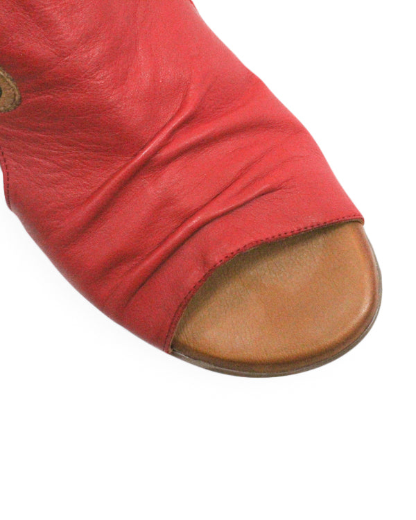 Bueno Aliah Flat Sandals