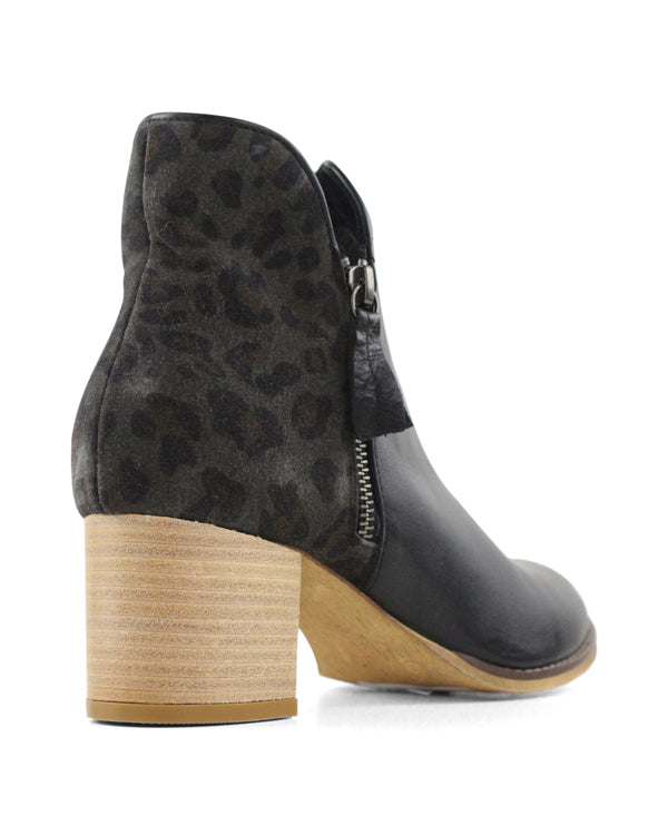 Bueno Evie Black Leopard Boots