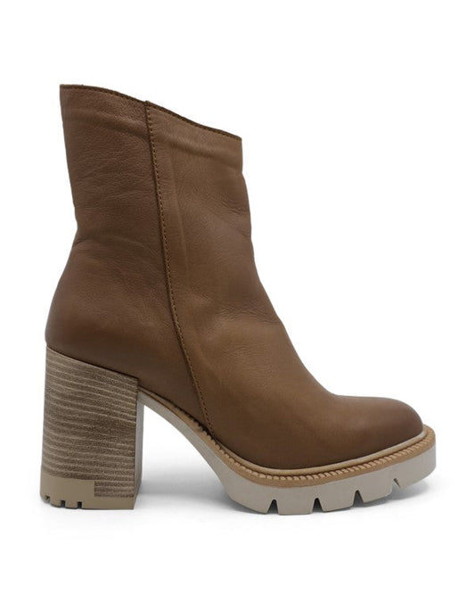 Women's Lizzie Ankle Boots