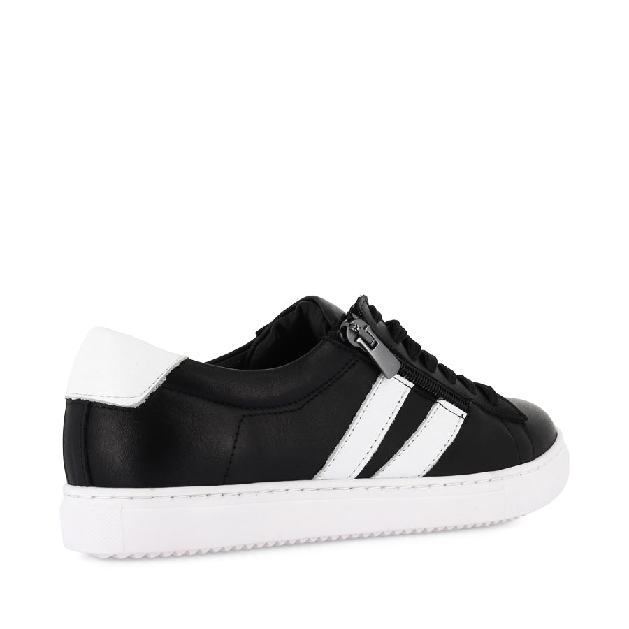 Cabello Ultimate European Leather Sneaker