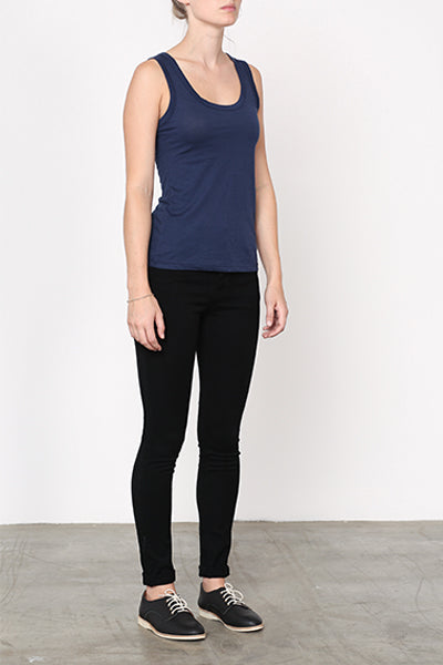 Paperweight Raceback Singlet Navy
